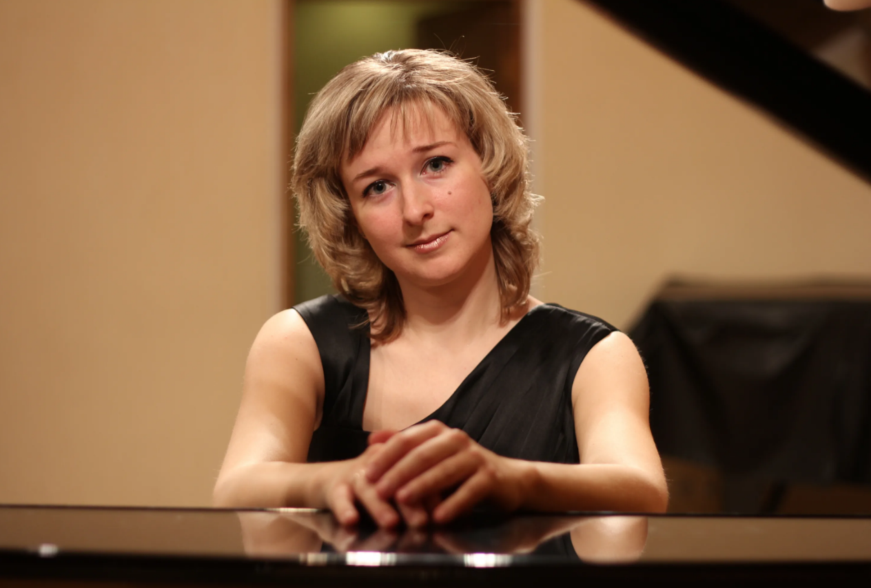 Елена Тарасова