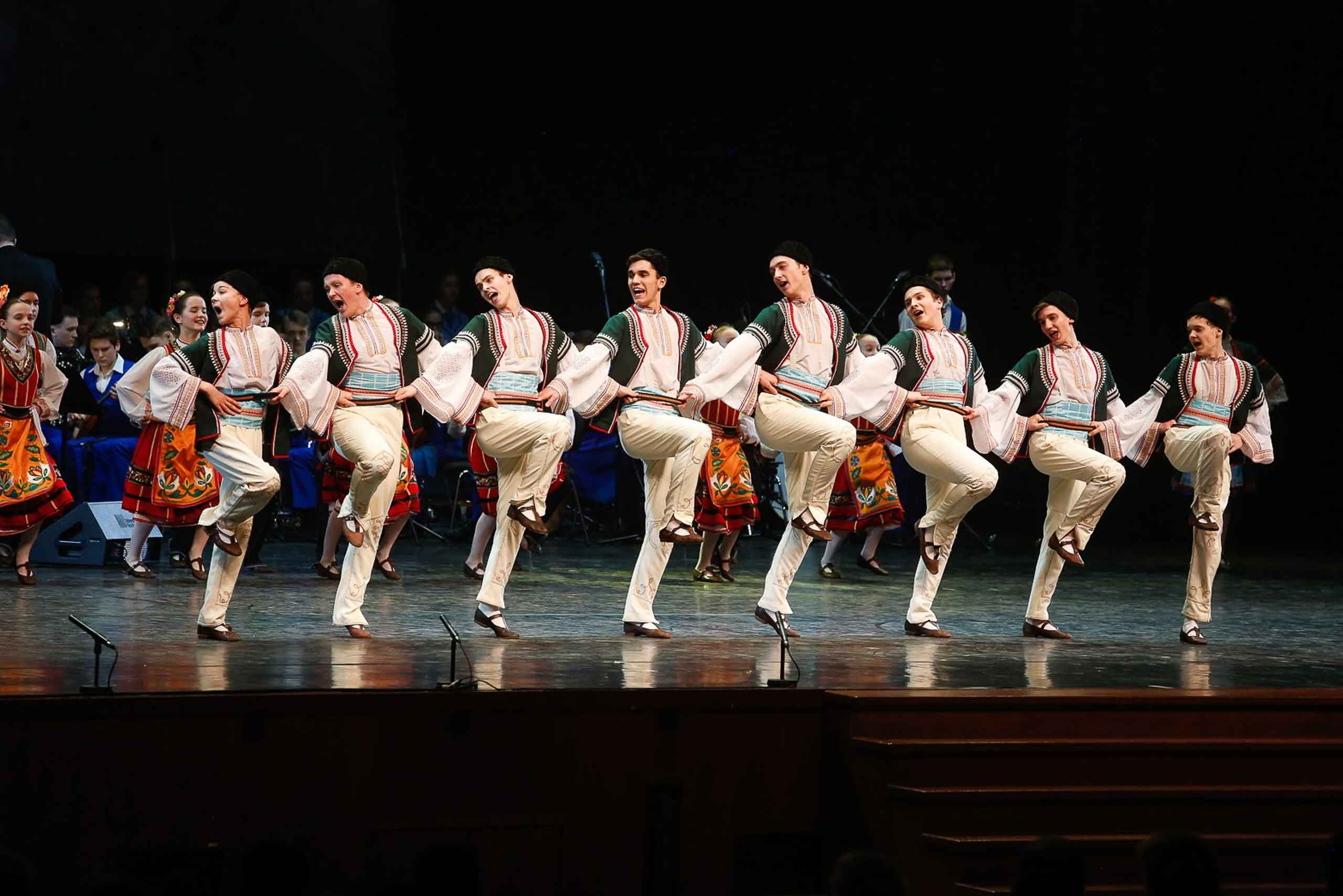 Ансамбль песни и пляски имени В.С. Локтева