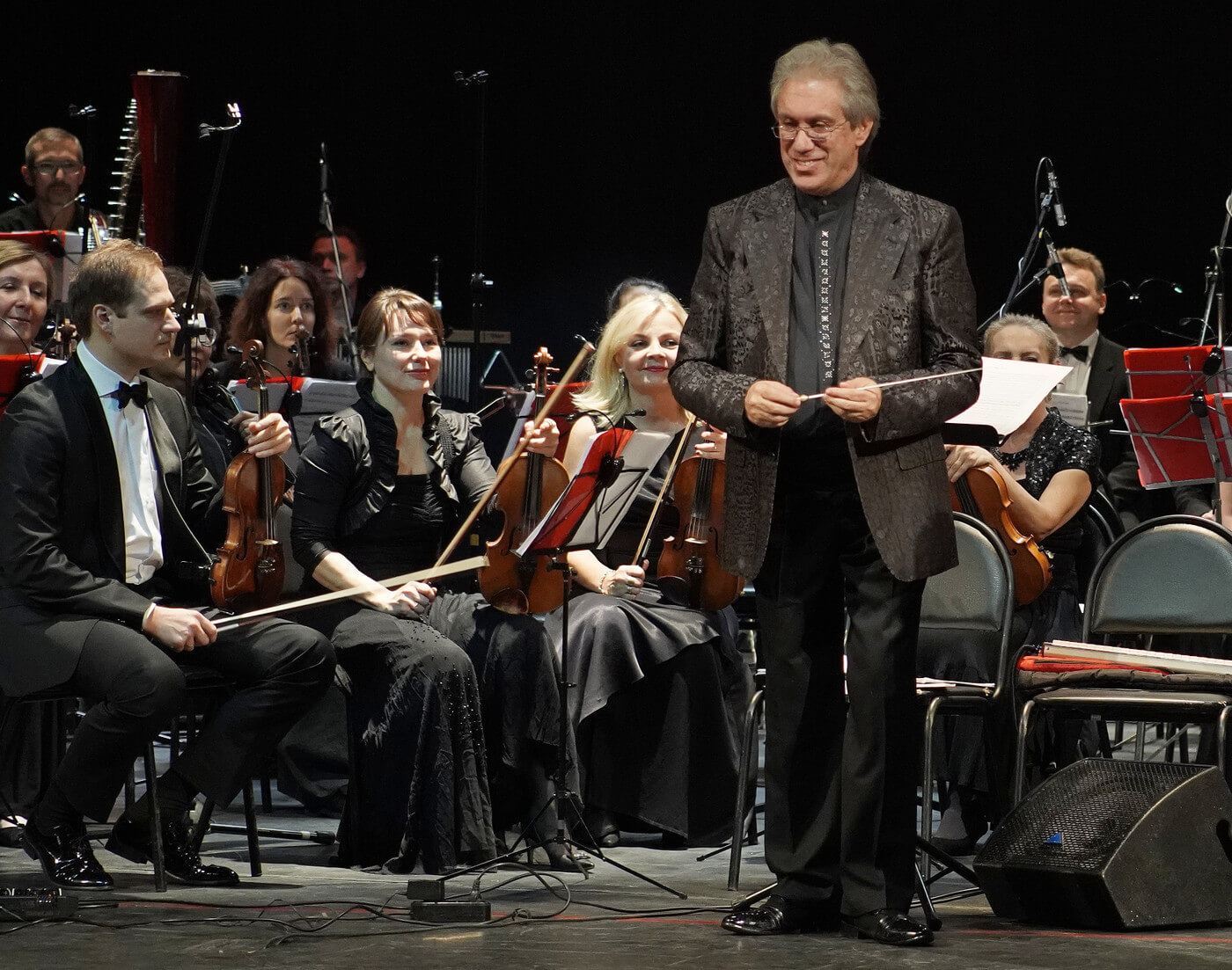 Concerto Grandioso. Два оркестра, два хора и орган